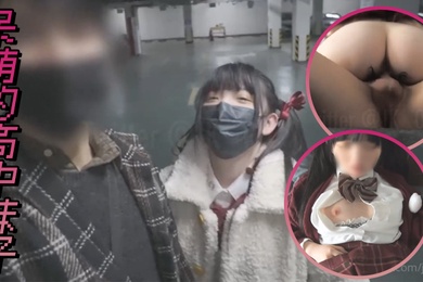 呆萌的高中妹子