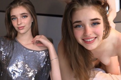 色情是她的激情-她乞求三人行