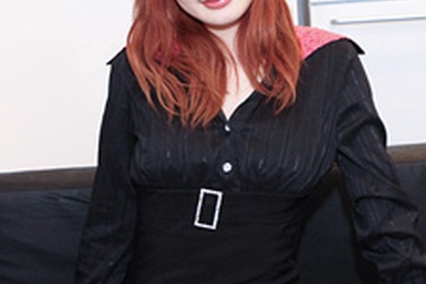 一位素人女孩前来面试零件模型工作，却遭到了实体面试 叶月麻衣