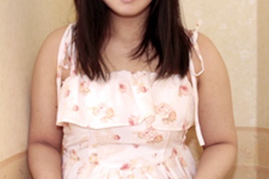 我向一个不喜欢男人的女同性恋者展示了如何与男人性交。高山咲